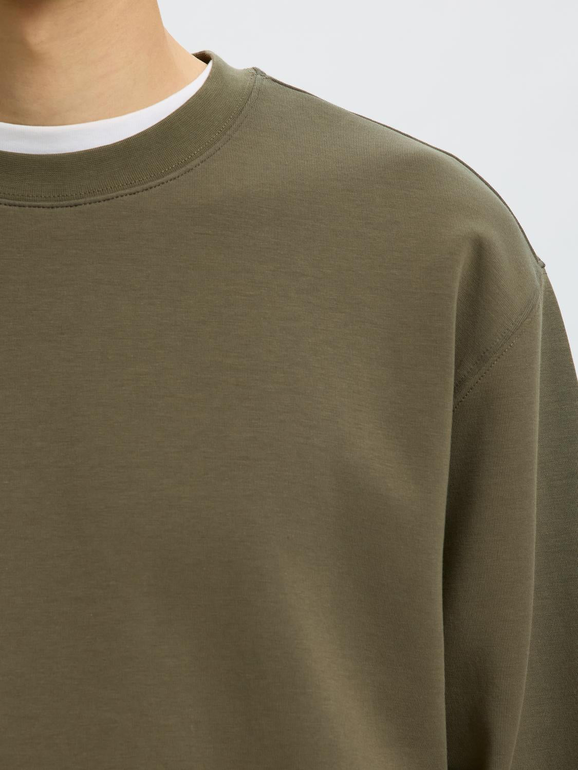model_shot-detail